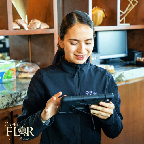 Auxiliar de Servicio | Requisitos ↓