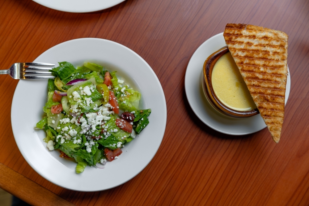 Sopa y ½ Ensalada