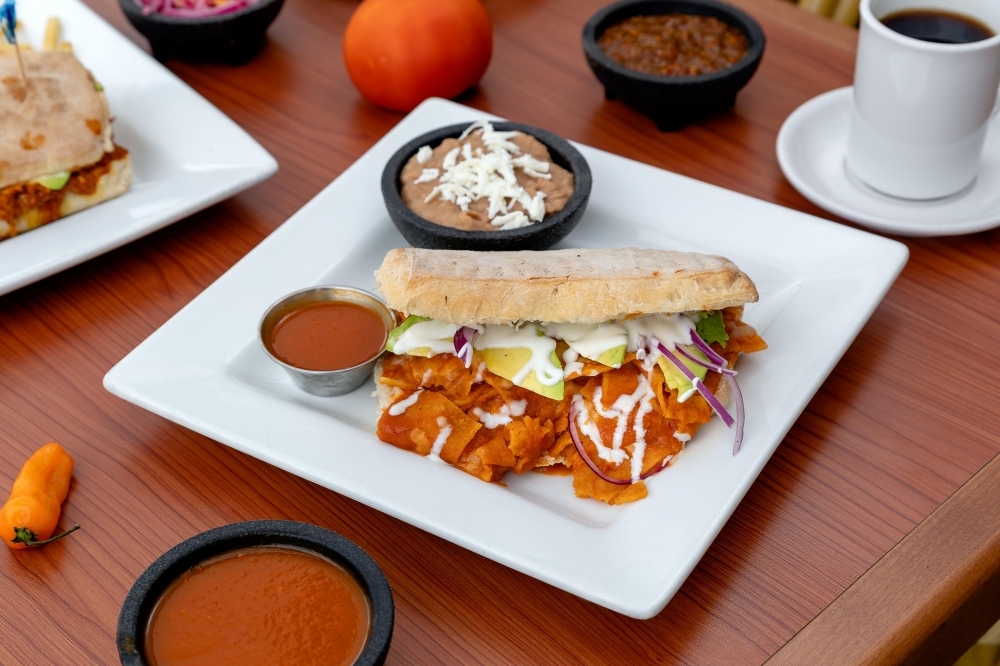 Torta de Chilaquiles